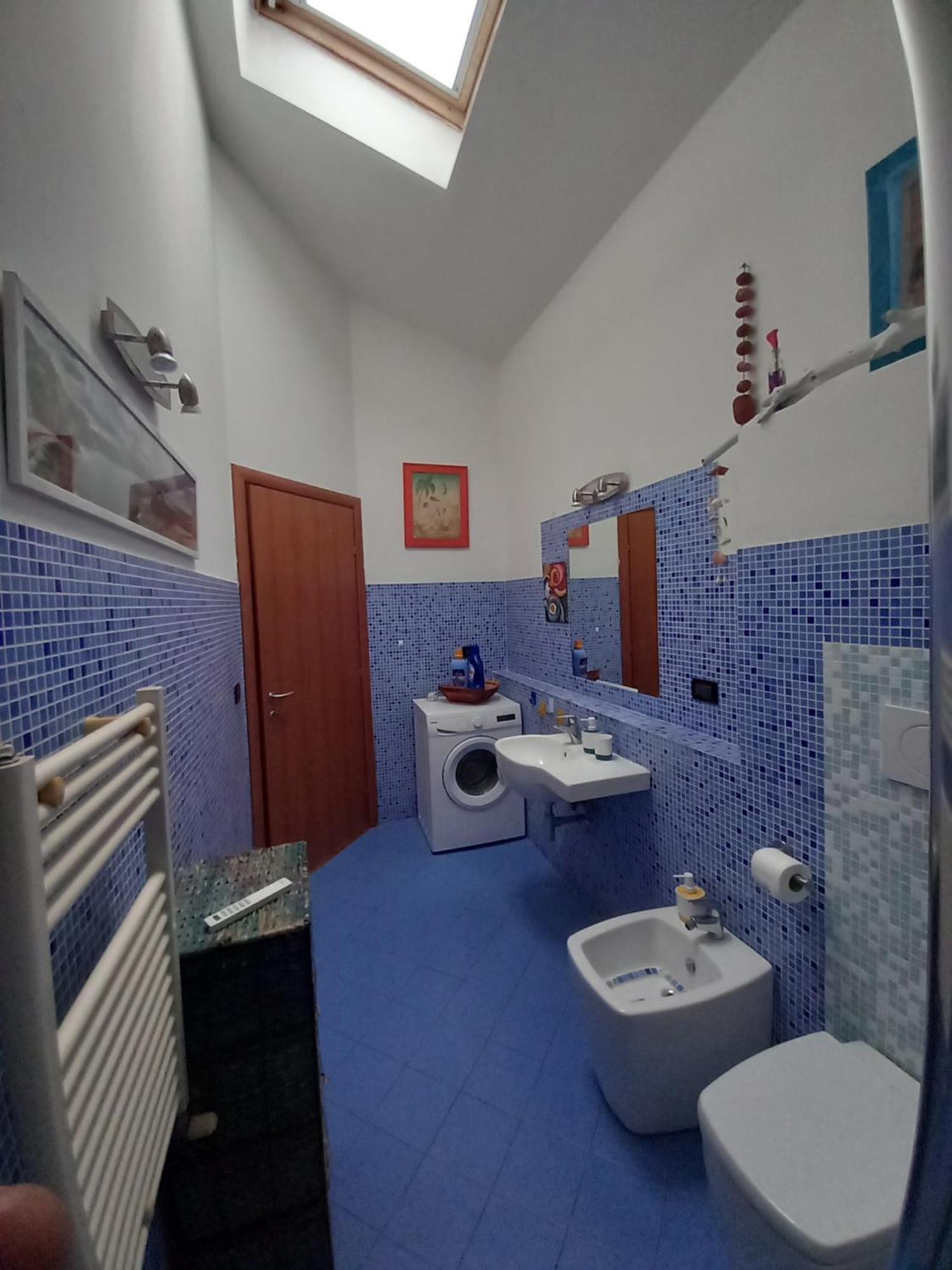 "La Casita", 2 Floors Apartment, Private Parking 1 Car Or 2 Bikes, Air-Cond And Terrace Livorno Eksteriør bilde