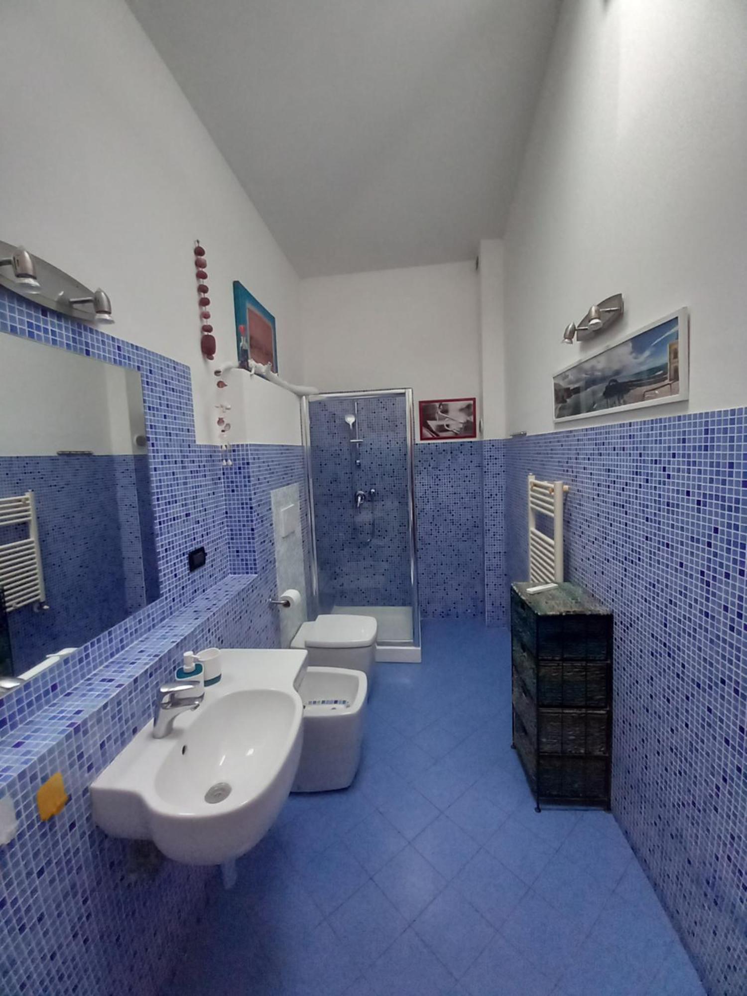 "La Casita", 2 Floors Apartment, Private Parking 1 Car Or 2 Bikes, Air-Cond And Terrace Livorno Eksteriør bilde
