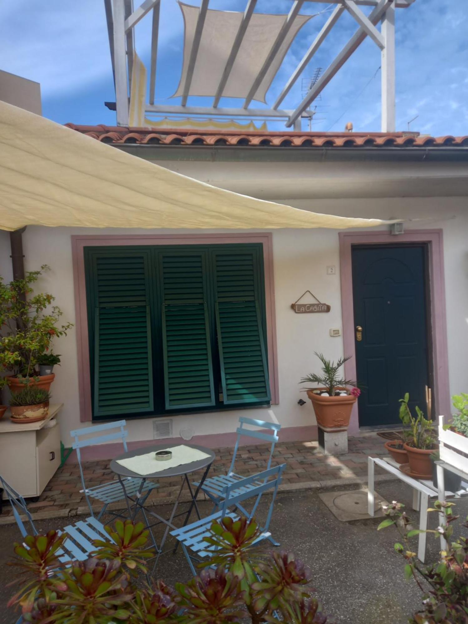 "La Casita", 2 Floors Apartment, Private Parking 1 Car Or 2 Bikes, Air-Cond And Terrace Livorno Eksteriør bilde
